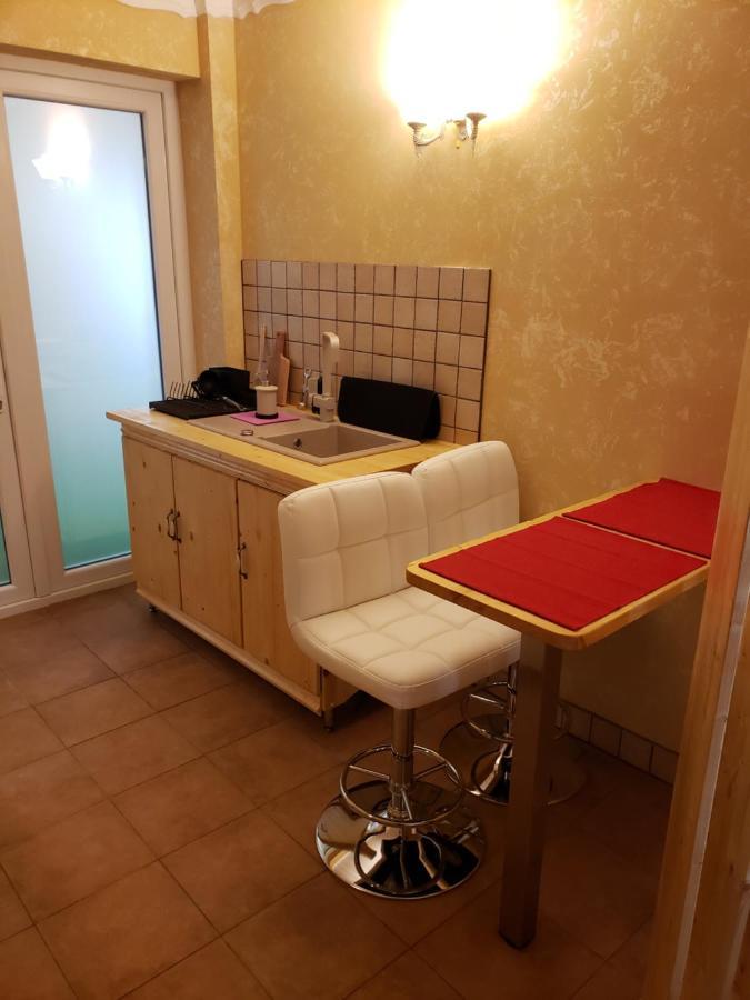 Phoenix Studio Букурещ Екстериор снимка